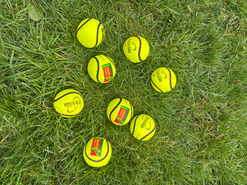 Smart touch Sliotars Dozen